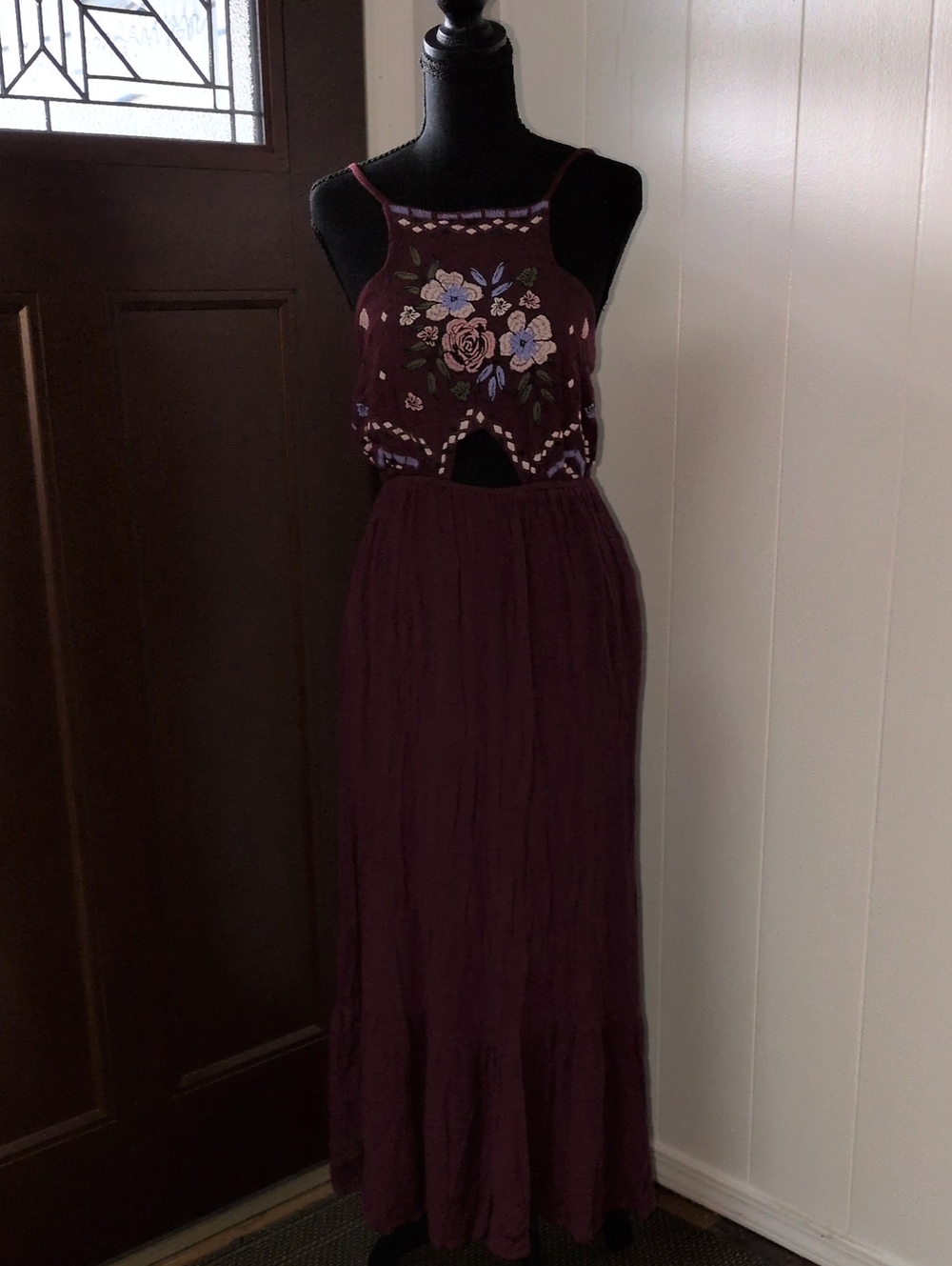 "Miami" Bohemian Embroidered Burgundy Maxi Dress Size Medium